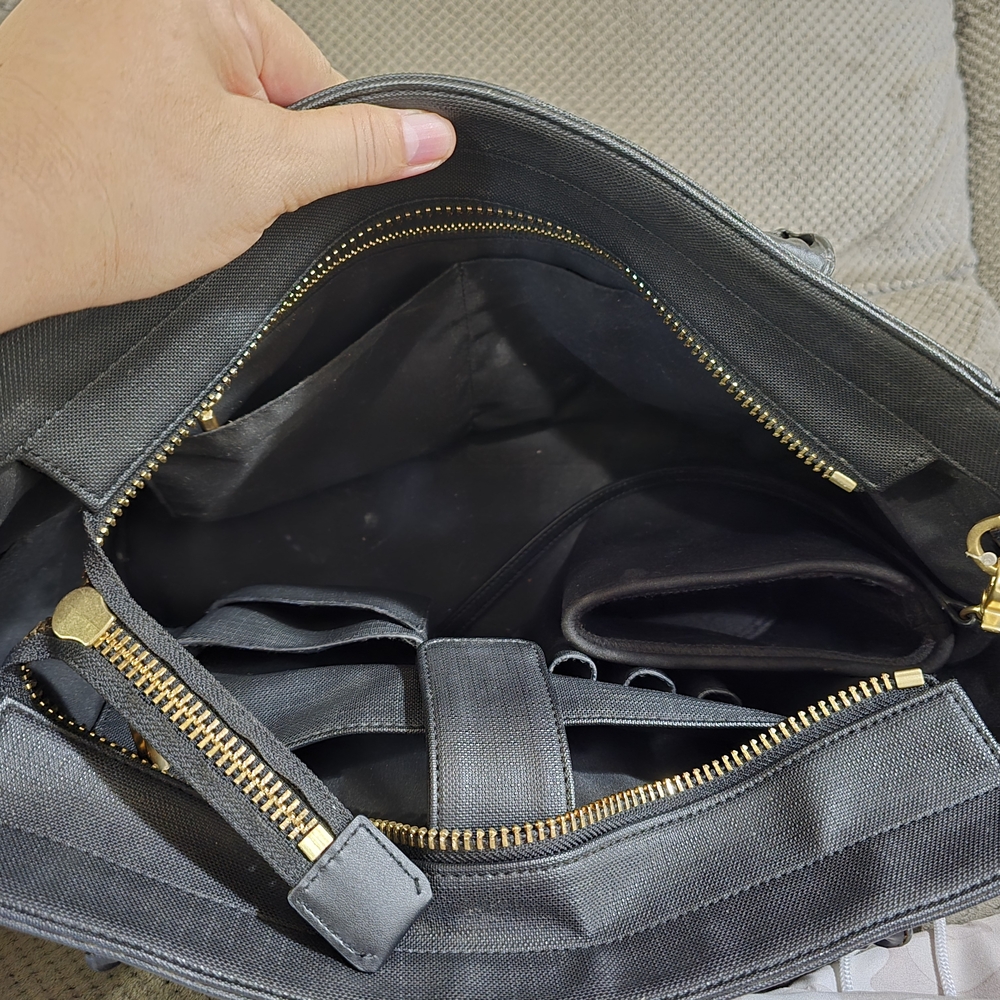 Dagne Dover Black Tote Bag - Picture 6 of 12